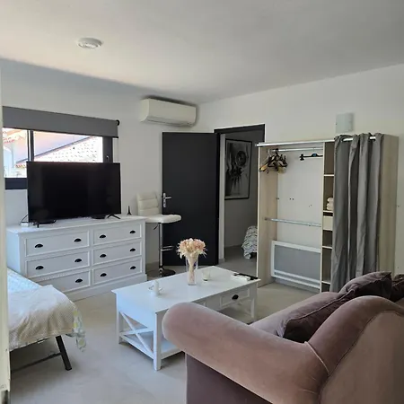 1-bedroom With Pool Access Prázdninový dům Cannes